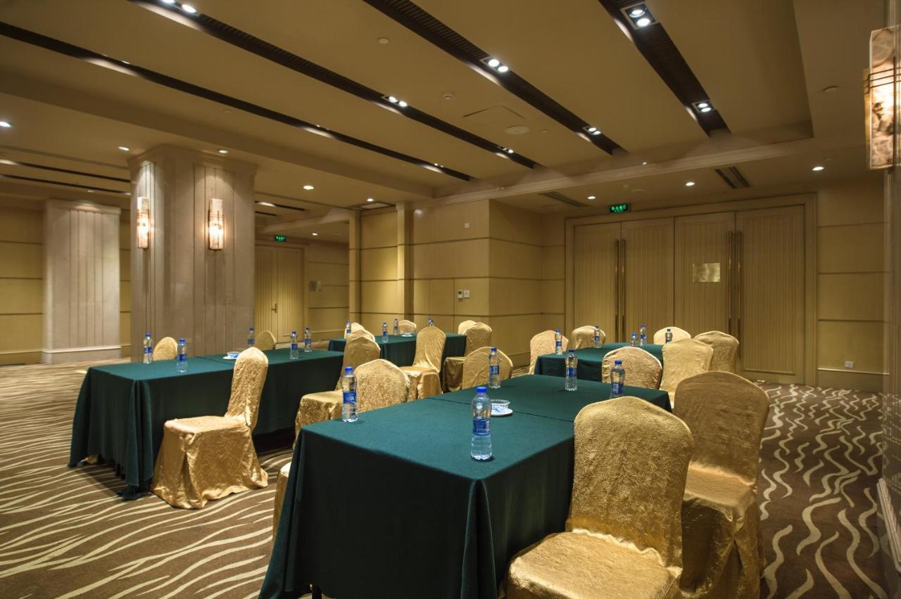 Holiday Inn Downtown Shanghai Exterior foto