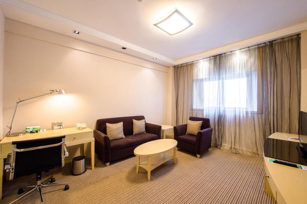 Holiday Inn Downtown Shanghai Exterior foto